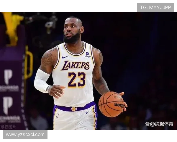 湖人激战太阳巅峰对决詹姆斯携队鏖战布克比拼攻防智慧