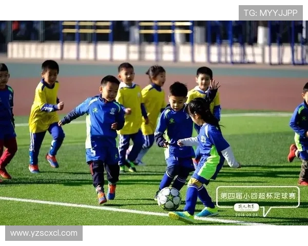 伊塔尔与多瑙的激烈对决揭示足球战术的魅力与精彩瞬间